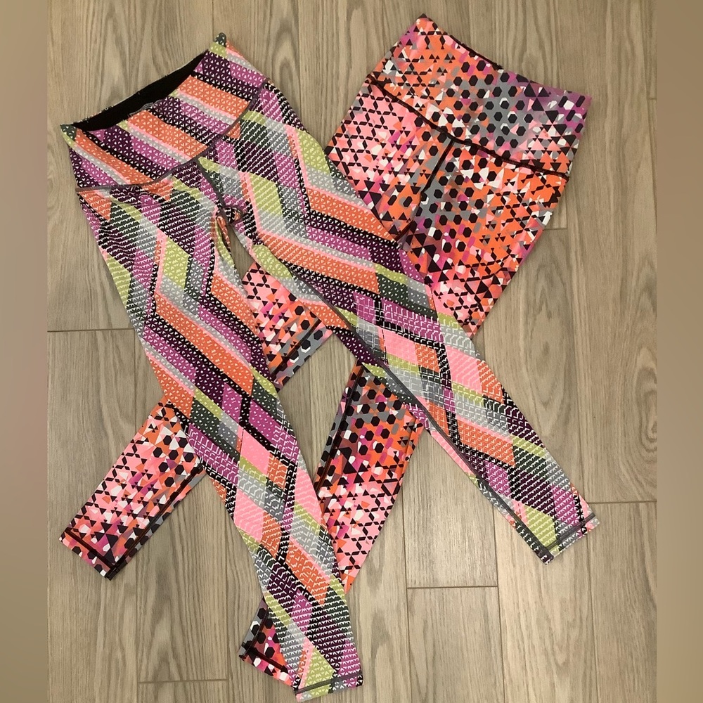 BUNDLE OF 2 VS PATTERNED KNOCKOUT LEGGINGS❤️❤️❤️❤️